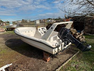 OPEN COSMARINE FOX 4.50 con Evinrude 25/35 cv