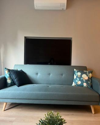 Divano NUOVO da ritirare zona: Jonio-Conca-Talenti