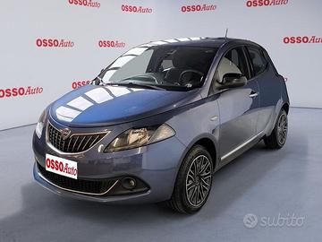 Lancia Ypsilon 1.0 HYBRID 70 HP GOLD UNIPROPR...