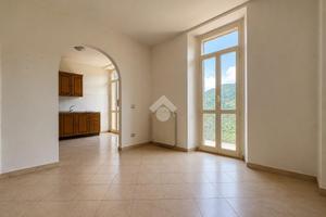 CASA INDIPENDENTE A STRONCONE