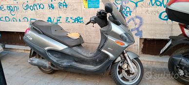 Piaggio X9