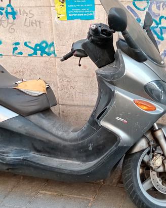 Piaggio X9