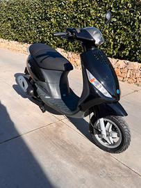 Piaggio Zip 50 4t