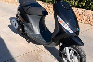 Piaggio Zip 50 4t