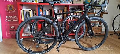 Cervèlo Aspero + set ruote Roval carbonio