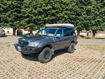 TOYOTA LAND CRUISER HDJ 100