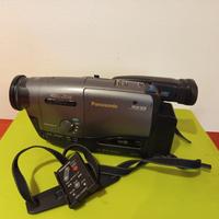 Cinepresa Panasonic RX 33 