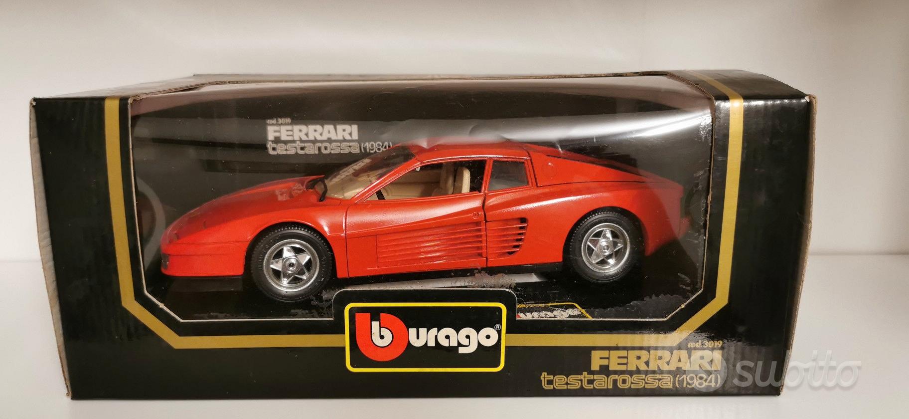 Ferrari testarossa 1/18 Burago con box - Collezionismo In vendita a Mantova