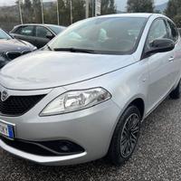 LANCIA Ypsilon 1.2 69 CV 5 porte S&S Gold