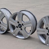 Cerchi in lega originali 15" Ford Fiesta V serie
