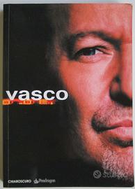 VASCO ROSSI libro con foto 210 pagine