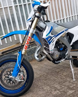 TM 125 SMR