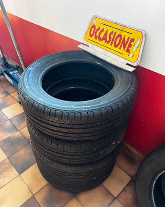 Gomme  205/60 r16