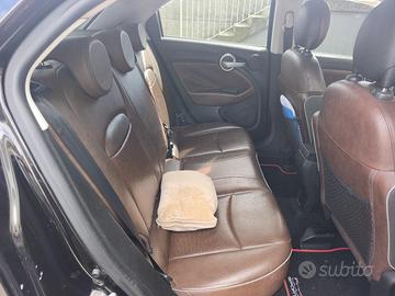 Fiat 500 x Lounge.