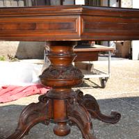 Tavolo ottagonale in rovere