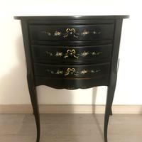 Comodino stile barocco
