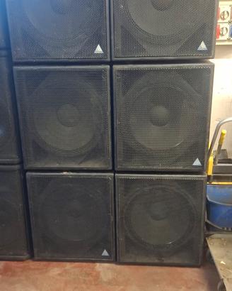 Impianto sub line array professionale