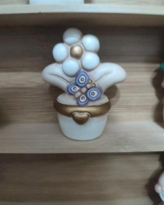 Thun piantina margherita con farfalla