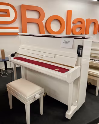 PIANOFORTE VERTICALE YAMAHA B3 SILENT BIANCO