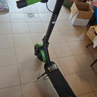 Monopattino Elettrico Nilox Lizard 350W