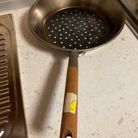 Padella per castagne