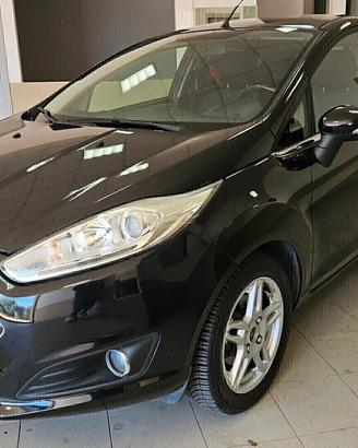 Ford Fiesta 1.5 TDCi 75CV 5 porte Titanium