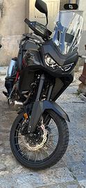 Africa twin 1100 - es