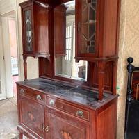 Credenza molto bella. Prezzo trattabile