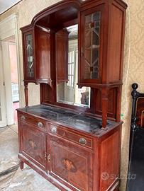 Credenza molto bella. Prezzo trattabile