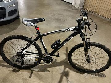 MTB ammortizzata misura 26 pollici