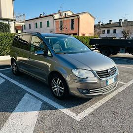 Volkswagen Touran 2.0