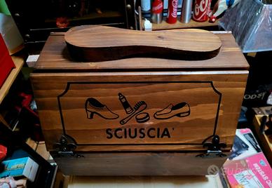 Lustrascarpe vintage 