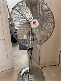 Ventilatore a piantana in metallo cromato CAT