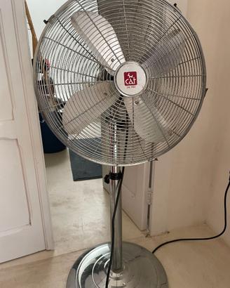 Ventilatore a piantana in metallo cromato CAT