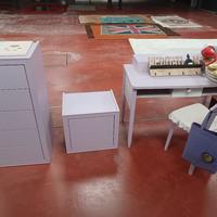 Scrivania e cassettiera Cameretta