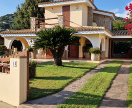 Villasimius Villa a 150 mt dal mare 6 Posti Letto