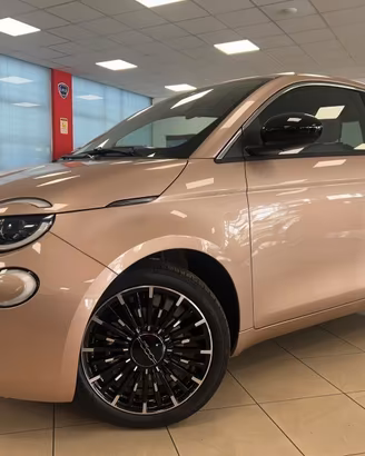 FIAT 500 (2020-->) 500 Berlina Hybrid Icon