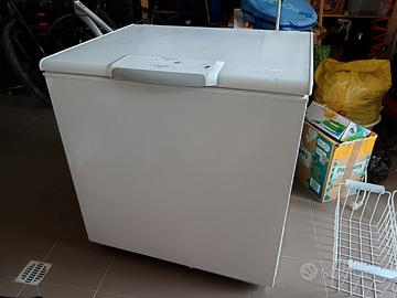 Congelatore a pozzetto ELECTROLUX 213 litri