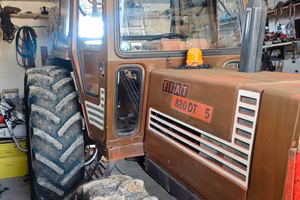 Trattore Fiat 880 