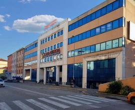 Negozio al terzo livello in centro commerciale (su