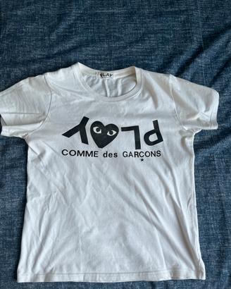 t shirt comme des garçons