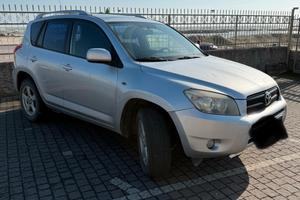Rav 4 anno 2007 Benzina/GPL