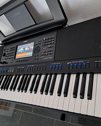 Yamaha psr sx700