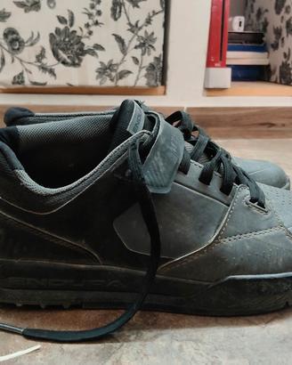 scarpe endura 