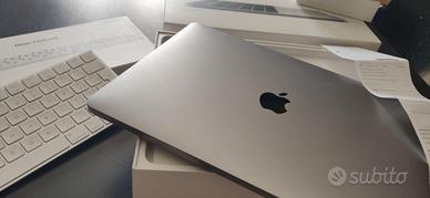 MacBook Pro 13"