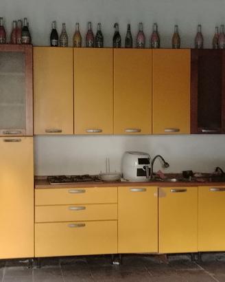 Cucina componibile in legno