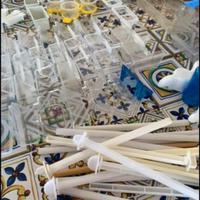 Gabbie per Uccelli , Beverini , Mangiatoie , ecc