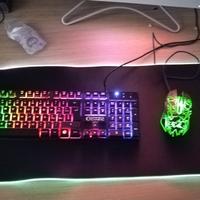 tastiera mouse tappetino gaming