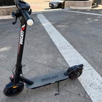 Monopattino elettrico Ducati pro 2