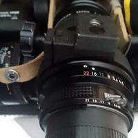 macchina fotografica NIKON F 401 S. 